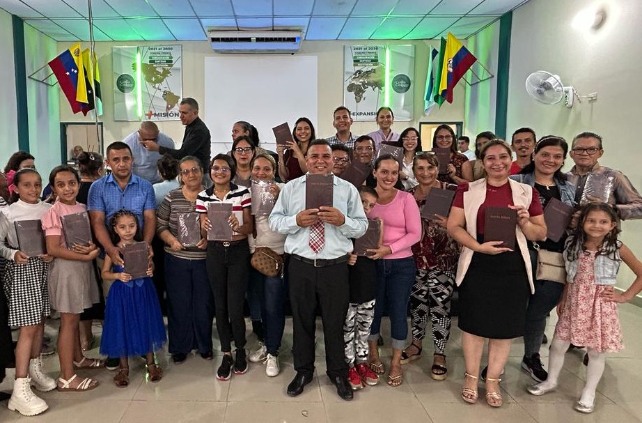EL PUEBLO VENEZOLANO, EJEMPLO DE FE Y VALOR PARA EL MUNDO ENTERO